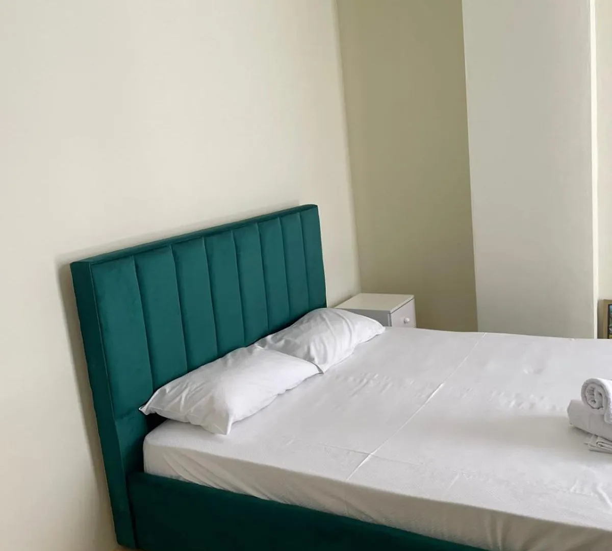 Azuro Beachfront Apartment Vlore 0*,  Albania