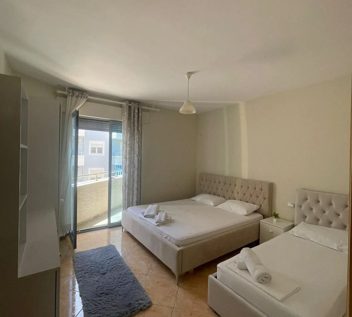 Azuro Beachfront Apartment Vlore